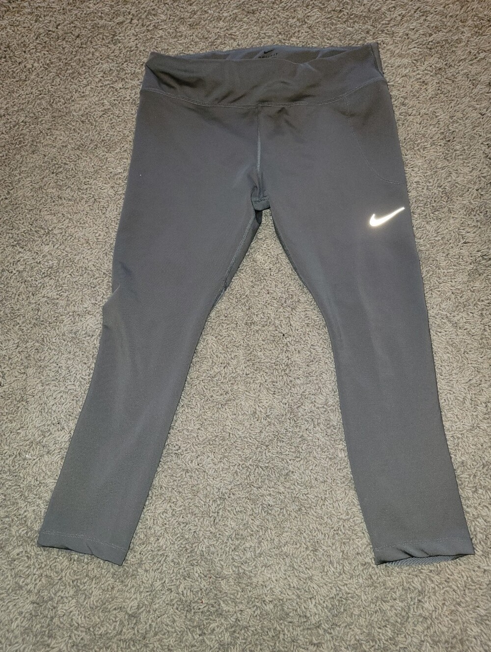 Nike Gray Athletic Leggings with Reflective Swoosh Size XL